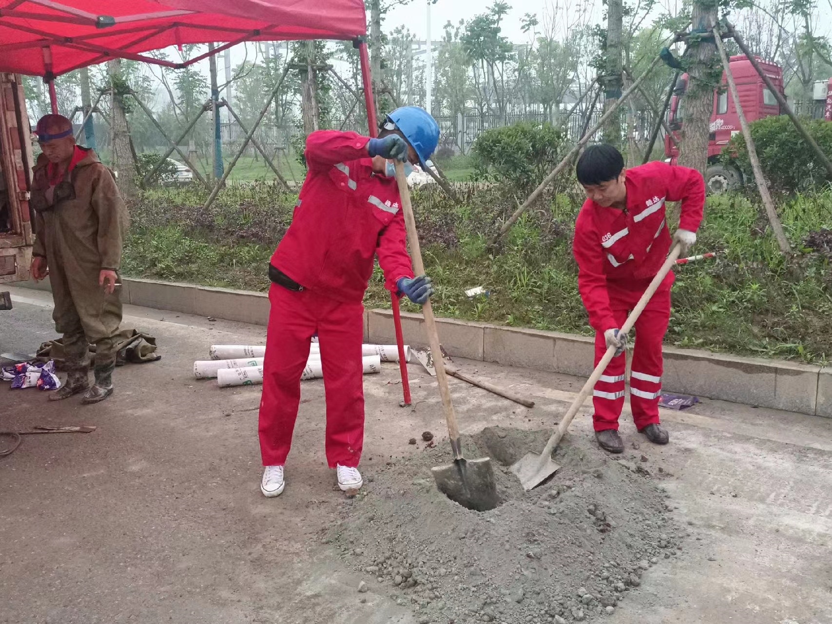 鼎城管道疏通哪家好】及时进行市政管道清淤